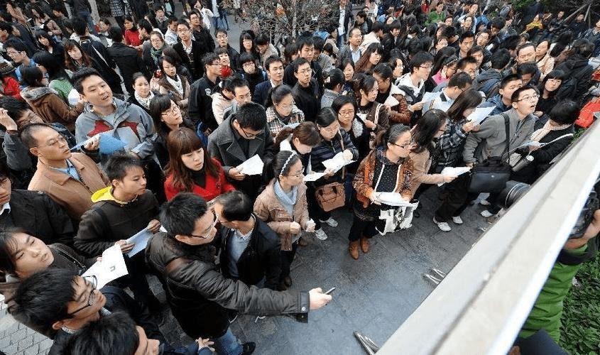 不需要学历的铁饭碗 20岁没学历该干点什么