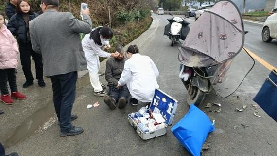 农村请人干活出了事故 农村请人干活受伤了责任是全部吗