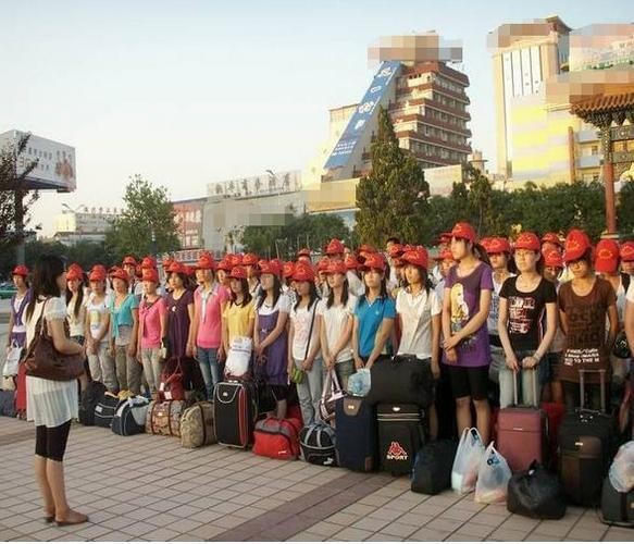 大学生暑假建议去工厂打工吗 大学生暑假建议去工厂打工吗女生