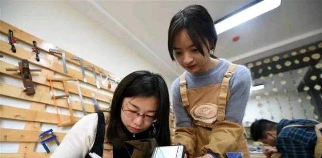 女孩子怎么找个长期稳定工作 女孩子都是如何找到工作的