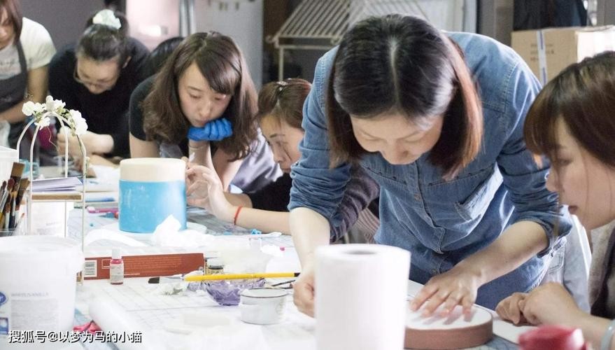 女孩学历低学什么技术 适合女生学的手艺