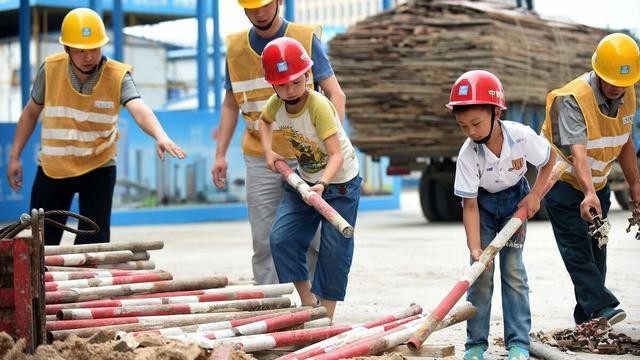 小孩体验工地打工的感受 带小孩体验工地生活