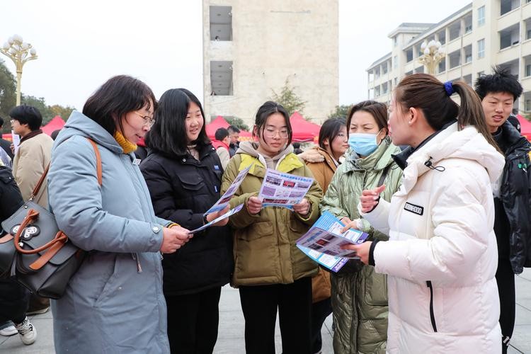 德州本地招聘渠道在哪 德州招聘信息百度贴吧