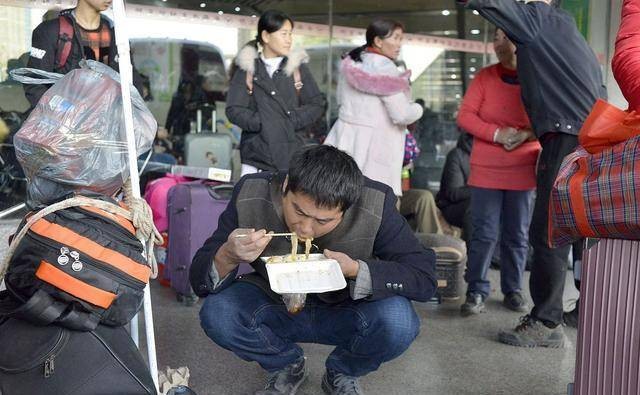 打工人的生活状态 打工人生活状态三国