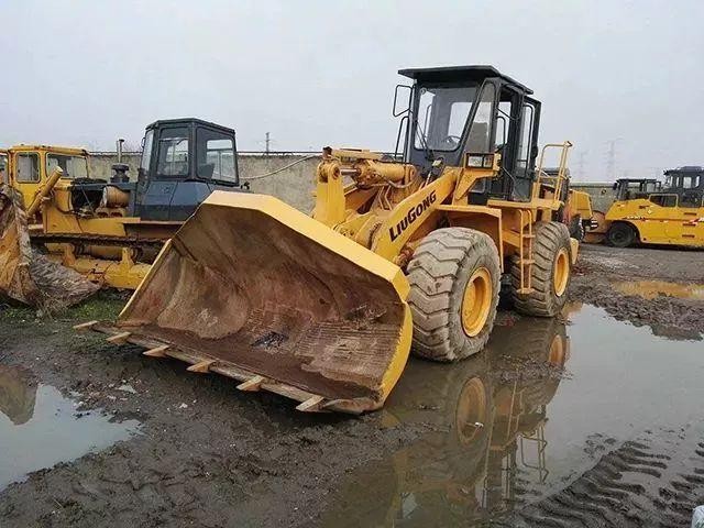 本地招聘 铲车司机 本地急招铲车司机