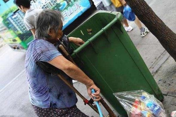 老年人什么东西最好卖 老年人卖什么东西赚钱