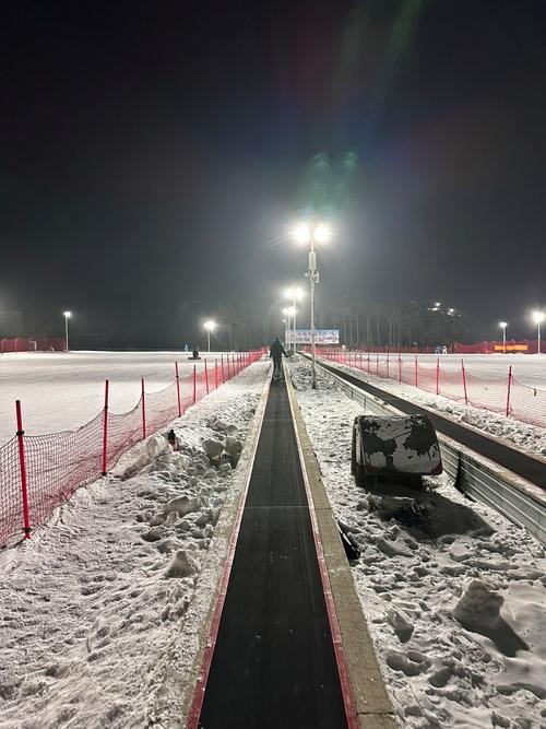 夜场滑雪录像怎么录视频 夜场滑雪录像怎么录视频的