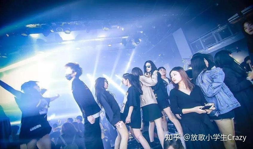 夜场演员是什么意思 夜场表演属于什么工作