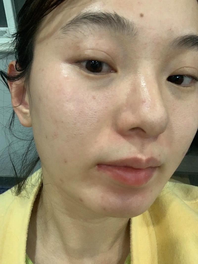 夜场颧骨高适合什么妆容 夜场颧骨高适合什么妆容女