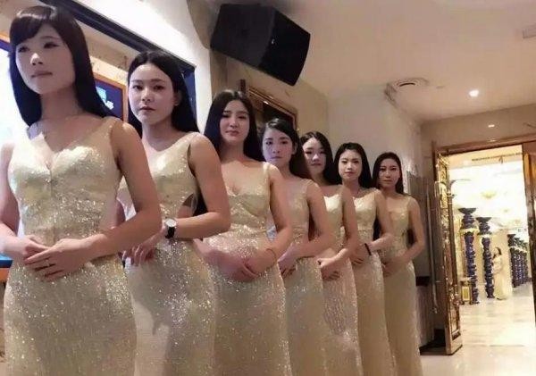 女人一般在夜场做什么的 女生做夜场是做什么的呢