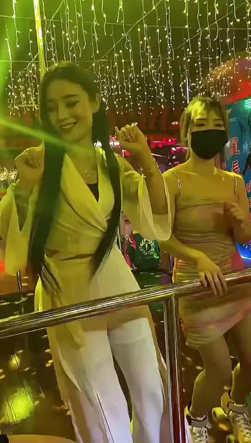 女性夜场跳舞叫什么职业 夜店跳舞的女的职位叫什么