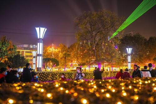 汉阴夜场表演节目叫什么 汉阴县夜景